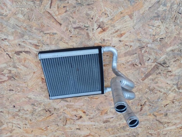 Kia Ceed JD (2012-2018) F�t�s Box Radi�tor