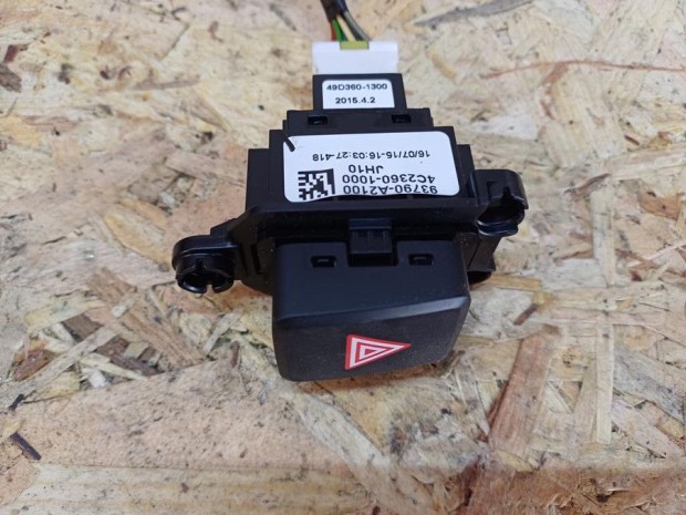 Kia Ceed JD (2012-2018) V�szvillog� Kapcsol�