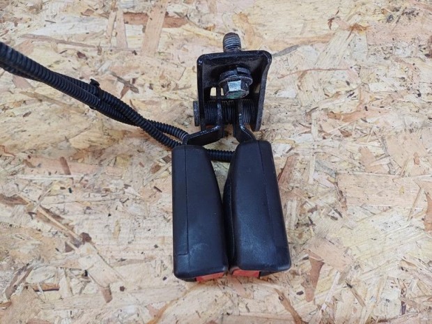 Kia Ceed Sw (2012-2018) H�ts� K�z�ps� Biztons�gi �v