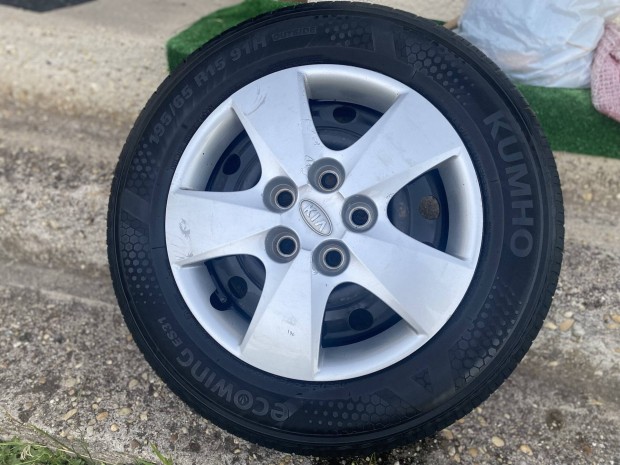 Kia Ceed (2006-) gyri 15"-os kerk szett dsztrcsk 195/65r15