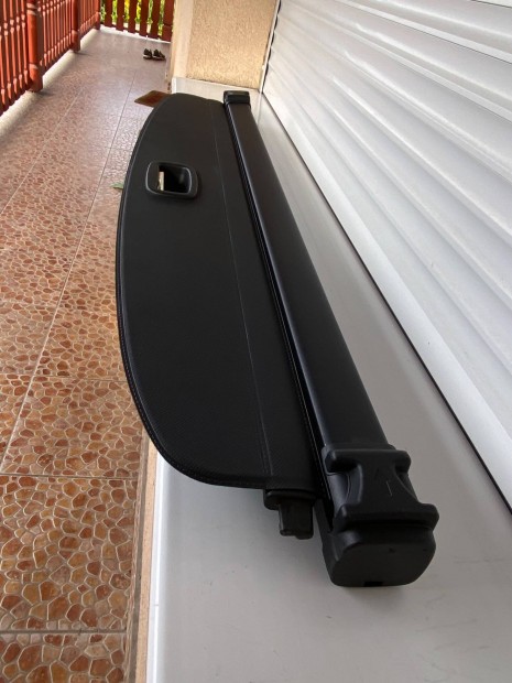 Kia Ceed csomagtér roló kalaptartó
