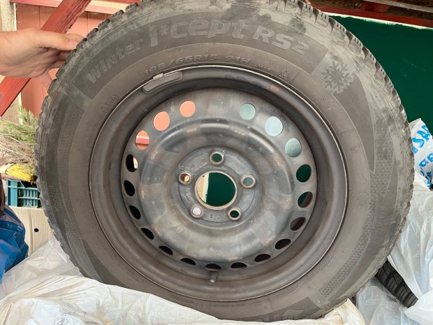 Kia Ceed felni, tli gumival