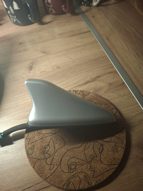 Kia GPS antenna