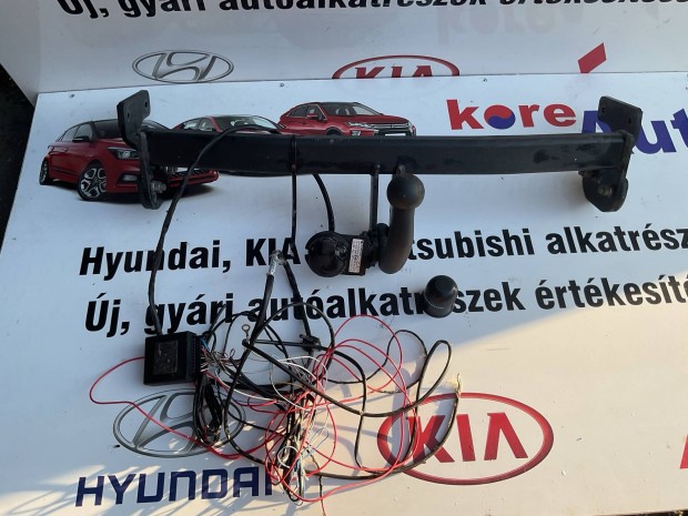 Kia Optima TF vonóhorog