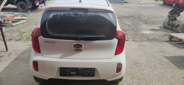 Kia Picanto TA csomagtr ajt csomagtrajt