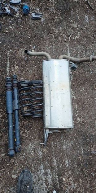 Kia Picanto h�ts� kipufog� dob