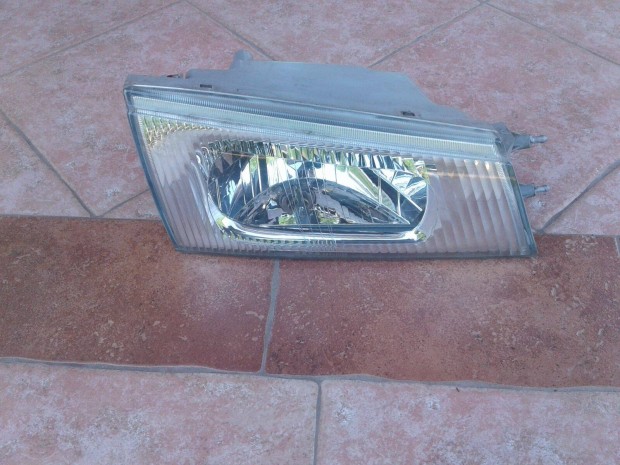 Kia Pregio 2.5 jobb fnyszr
