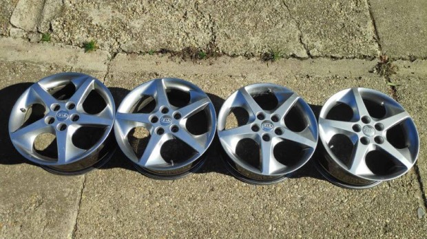 Kia R17 5x114,3 felni