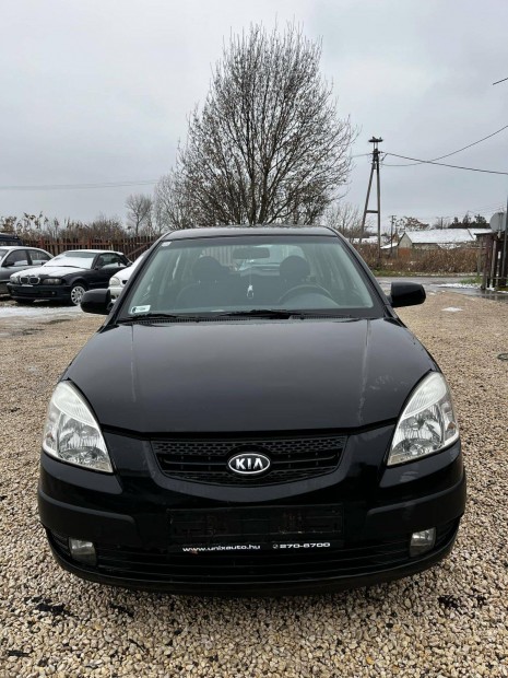 Kia Rio 1.4 Benzin