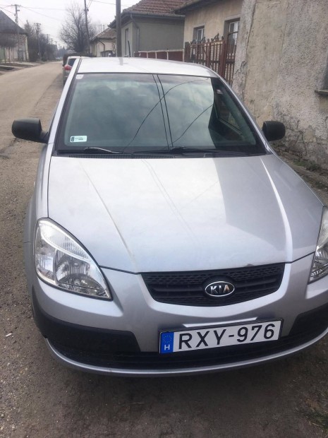 Kia Rio 1,4 benzin