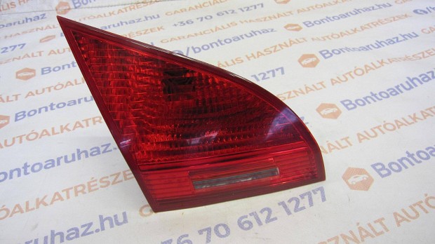 Kia Rio KIA Venga bal hátsó belső lámpa