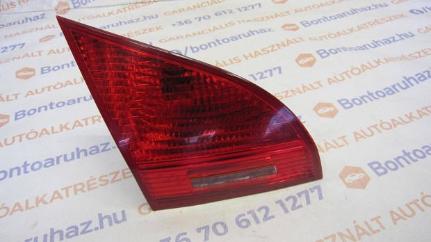 Kia Rio KIA Venga bal hátsó belső lámpa