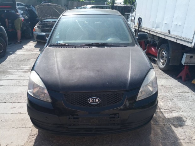 Kia Rio bonts, lkhrt, motorhztet, srvd
