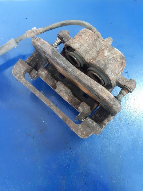 Kia Sorento Bal Első Féknyereg