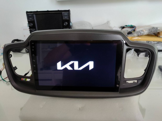 Kia Sorento Carplay Multimédia Android GPS Rádió Tolatókamerával