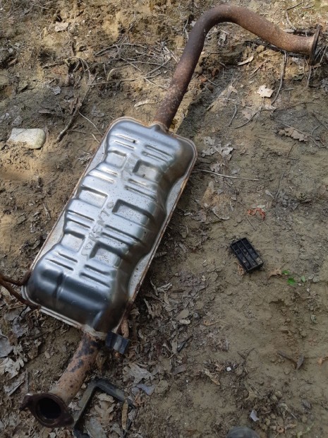 Kia Sorento Kipufog� K�z�ps� Dob