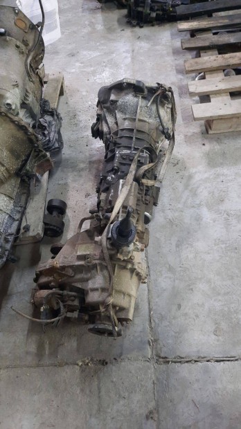 Kia Sorento (JC) 2.5 CRDi KIA Sorento 2.5 CRDI vlt 33480314 2025