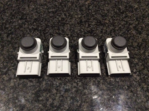 Kia Soul 14'- tolat�szenzor ,95720-B2000