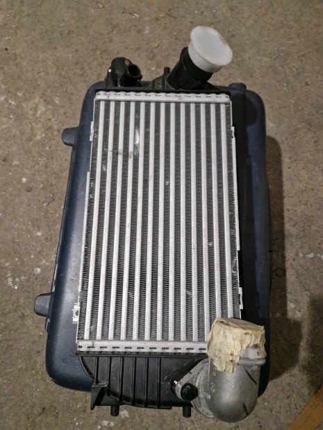 Kia Sportage Intercooler 282802M800