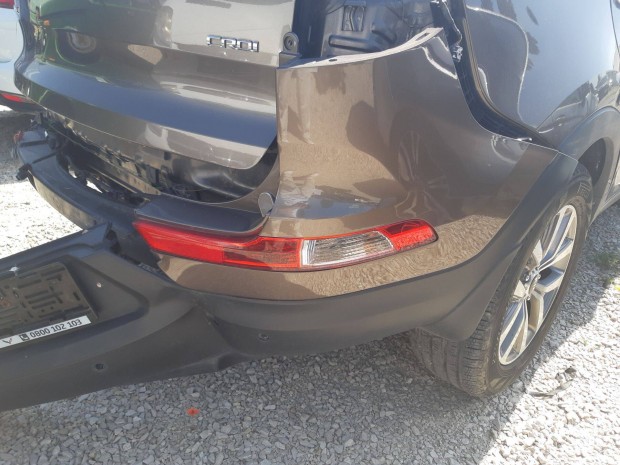 Kia Sportage SL 2.0 CRDi 4WD gyári jobb hátsó alsó lámpa