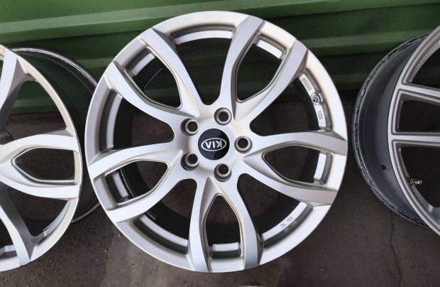 Kia Sportage ceed Niro hyundai kona tucson i30 gyári 5x114,3 18"