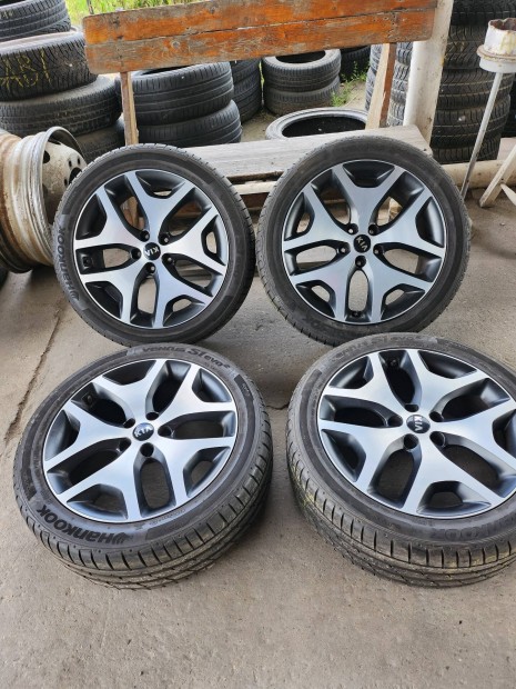 Kia Sportage gyári 19"-os kerékgarnitura