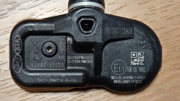 Kia Tpms 52940-J7000 (gy�ri) szenzor szett