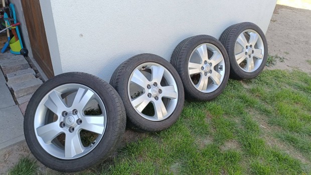 Kia Venga gy�ri alufelni ny�ri gumival