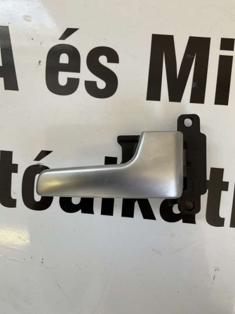 Kia Venga jobb bels kilincs 826201P010CR-BON