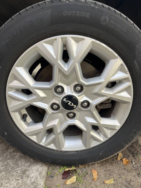 Kia ceed gyári alufelni 1 db padkanyomos