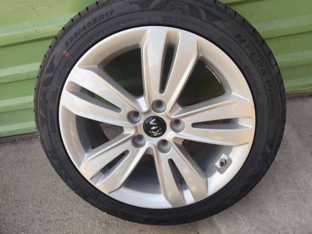 Kia ceed hyundai i30 gyári alufelni 5x114,3 17"