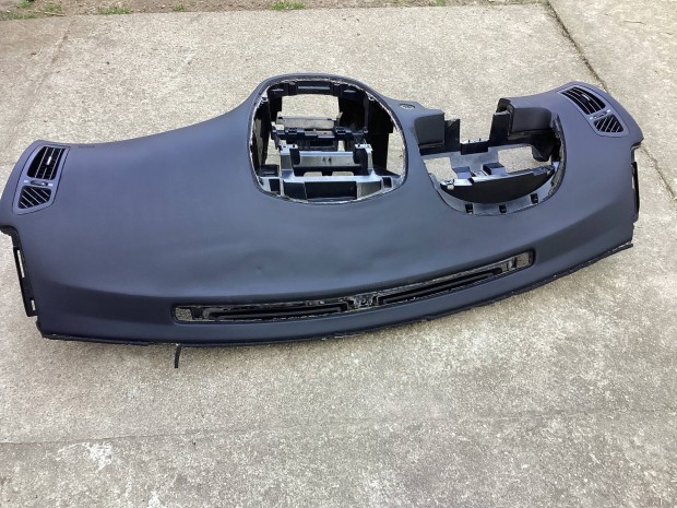 Kia ceed m�szerfalh�j