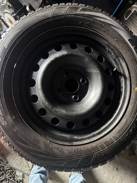 Kia ceed tligumi 185/65r15 7mm profil 4db