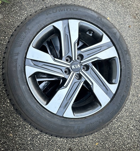 Kia gyri 19'' alufelni + Tpms szenzor s Kumho tligumi