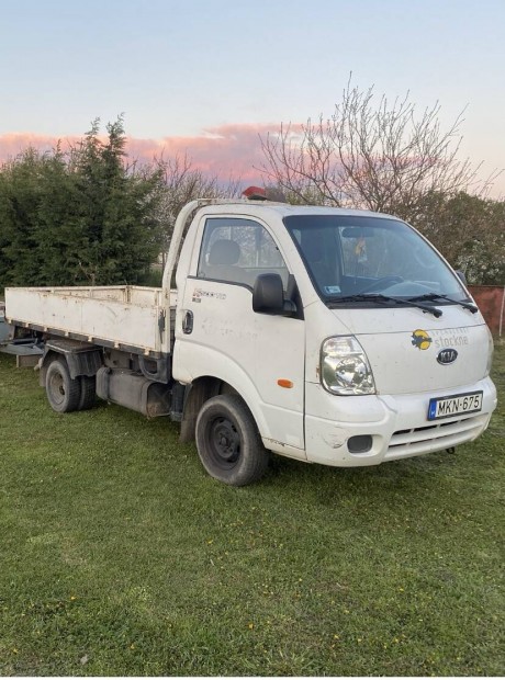 Kia k2500 elad