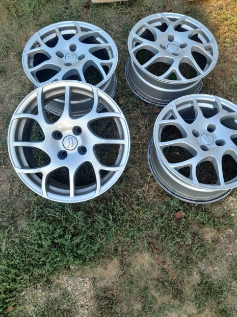 Kia mazda Nissan Mitsubishi Suzuki r17 4x114.3 felni alufelni 