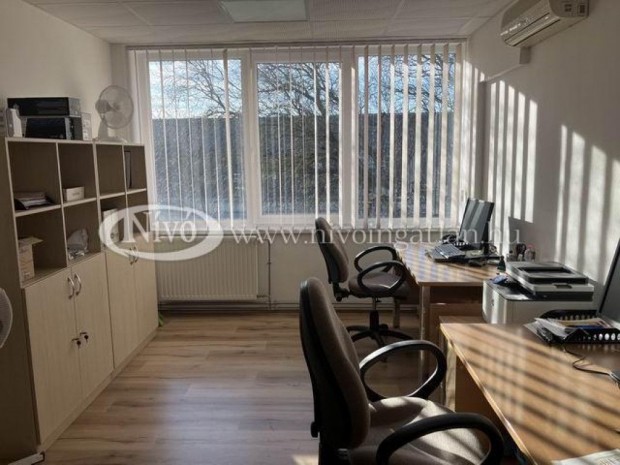 Kiad� 16 nm-es Iroda, irodah�z Veszpr�m