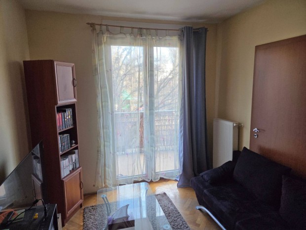 Kiad� 1,5 szob�s �j �p�t�s� lak�s Bp. Rokolya utca