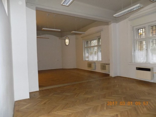 Kiad 212 m2 iroda, Debrecen