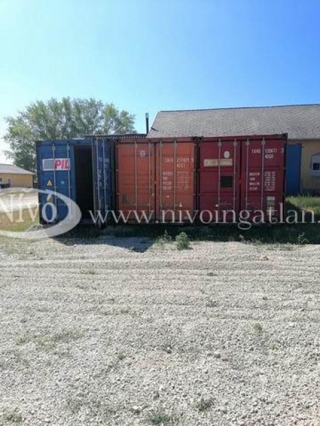 Kiad� 30 nm-es Rakt�r Veszpr�m