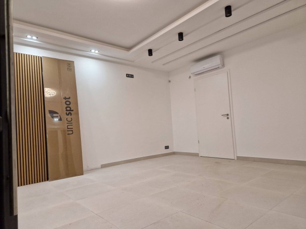 Kiad� 42NM �zlethelyis�g 16.KER. F��tvonalon