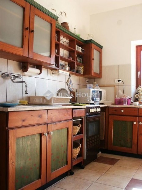 Kiad� 53 nm-es h�z Velence