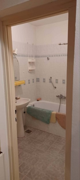 Kiad� 55m2 lak�s Budapest, Hegyalja �t