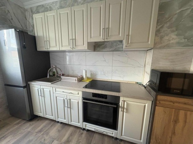 Kiad� 56 nm-es lak�s Debrecen