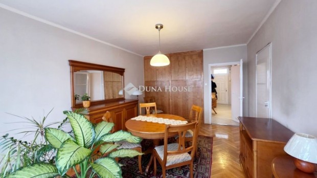 Kiad� 63 nm-es lak�s Szombathely