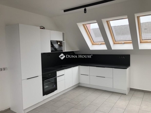 Kiad� 64 nm-es lak�s Vill�ny