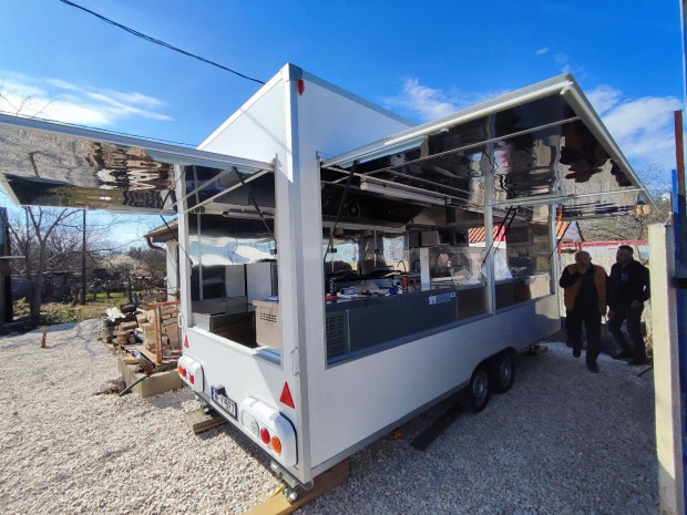 Kiad Food Truck bfkocsi