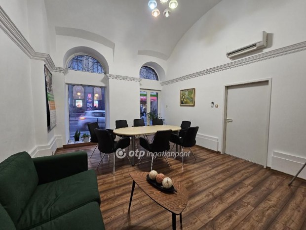 Kiad� Iroda, Budapest 1. ker.