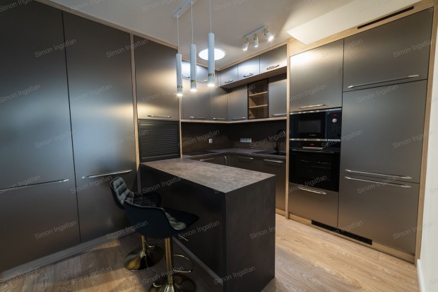 Kiad� Kecskem�ten exkluz�v, �j 60 m2-es b�torozott lak�s, nagy