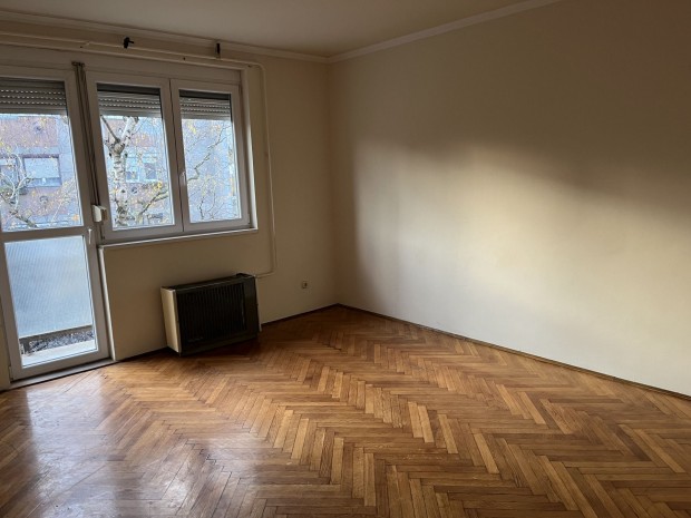 Kiad� Lak�s, Miskolc 120.000 Ft